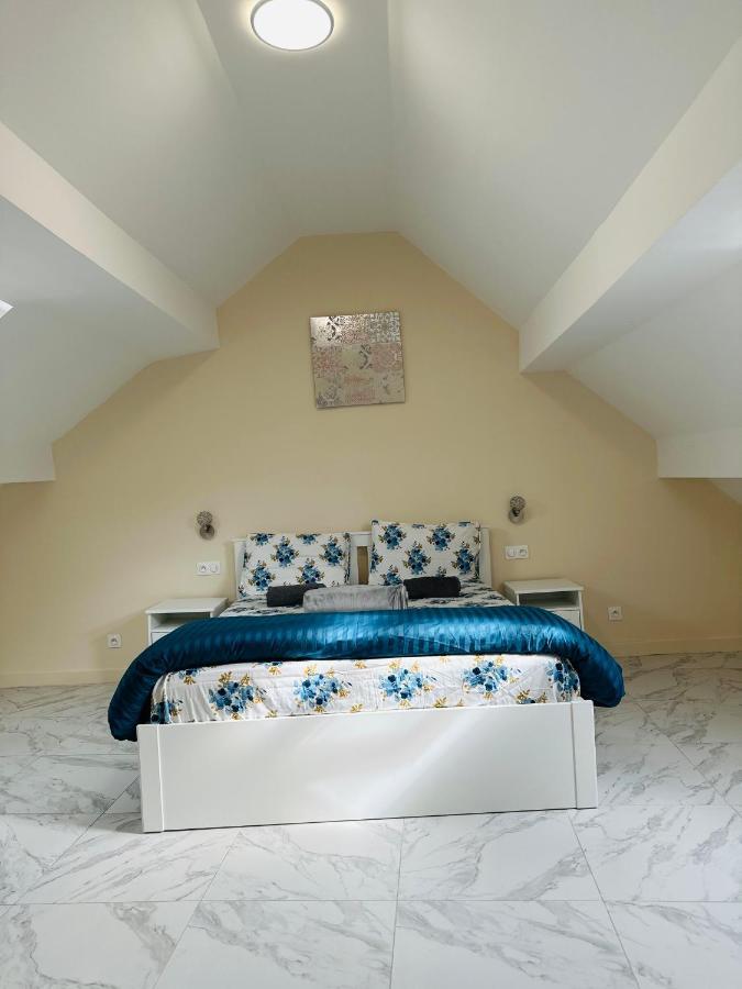 Silver House Pierrefitte-sur-Seine Dış mekan fotoğraf